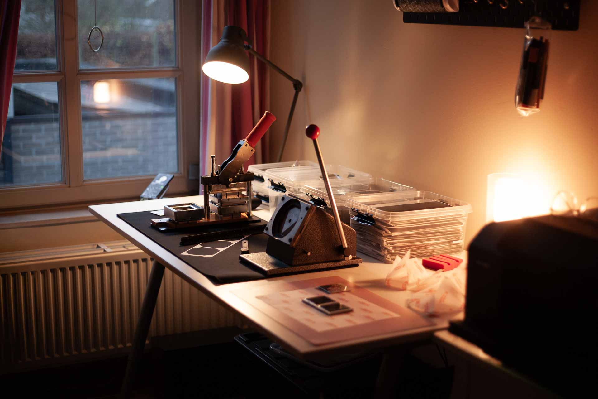 notjustmagnets. – ons atelier met de machines